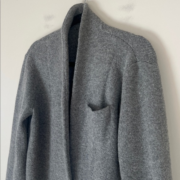 J. Crew Women's cardigan sweater-blazer gray merino wool Size Large - Picture 3 of 10